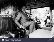 kohl-helmut-341930-deutscher-politiker-cdu-bundeskanzler-4101982-26101998-in-einem-hubschrauber-.jpg