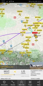 Screenshot_20190404_222137_com.flightradar24free.jpg