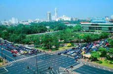 1988_Bangkok_PhathumwanIntersection.jpg