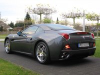 ferrari.jpg