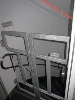 Hintere Treppe A380.jpg Hintere Treppe A380.jpg