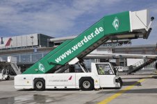 Vermarktungskooperation_mit_Werder_Bremen_Werder_Treppe_01_e53aca0d42.jpg Vermarktungskooperation_mit_Werder_Bremen_Werder_Treppe_01_e53aca0d42.jpg