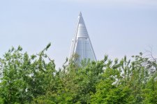 ryugyong1.jpg