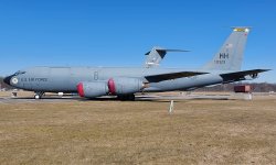 KC-135R 60-0329.jpg