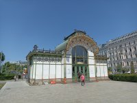 02_eingang_u-bahn.jpg 02_eingang_u-bahn.jpg