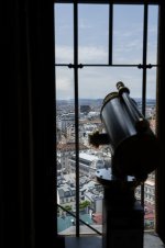 05_aussicht_mit_fernrohr.jpg 05_aussicht_mit_fernrohr.jpg
