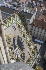 08_dach_stephansdom.jpg 08_dach_stephansdom.jpg