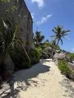La Digue 4.jpg