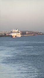 IMG_E5747.JPG IMG_E5747.JPG