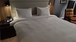 02 Queen Bett.jpg