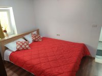 75.05_155618 Zimmer.jpg