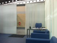 800px-Tgd_independent_businesslounge_reception.jpg