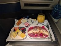 UA102_5.jpg UA102_5.jpg