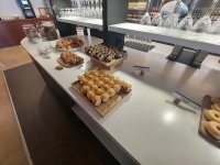 09_1247 04 LPA Lounge Kuchenbuffet.jpg