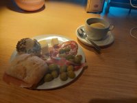 09_1255 52 LPA Lounge Schinken, Käse, Oliven.jpg