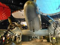 Airborne Museum: Transportflugzeug / Luftlandeinszenierung.