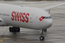Swiss-B777_06.jpg