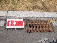 15108-gulli-toilette.jpg