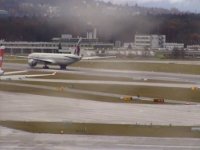 airport_b7847878.jpg