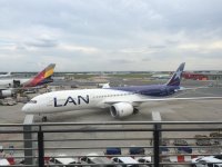 LAN1_787-9.jpg