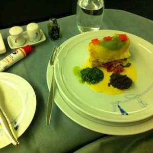 KE First Class (Langstrecke)