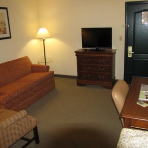 Country Inn and Suites Living Room