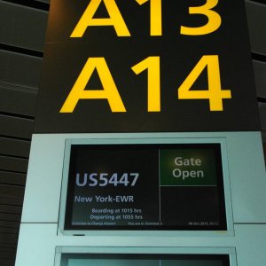 SQ 22, SIN-EWR