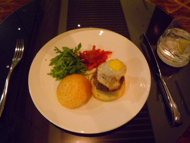 93  Private Room Deluxe Burger
