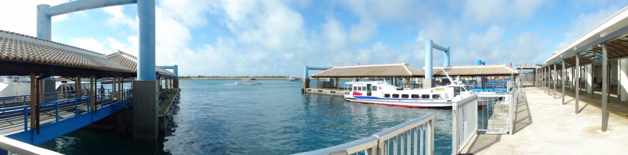 Auch Hafen
Mit Schiff besuch man andere Inseln.