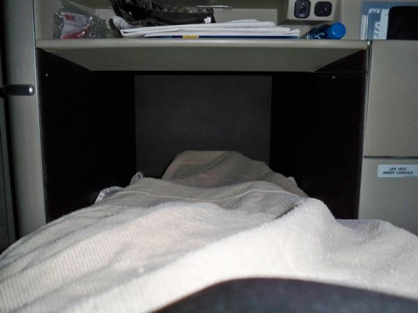 Bett 03