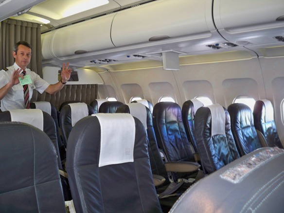 Einsame Business ZRH ATH