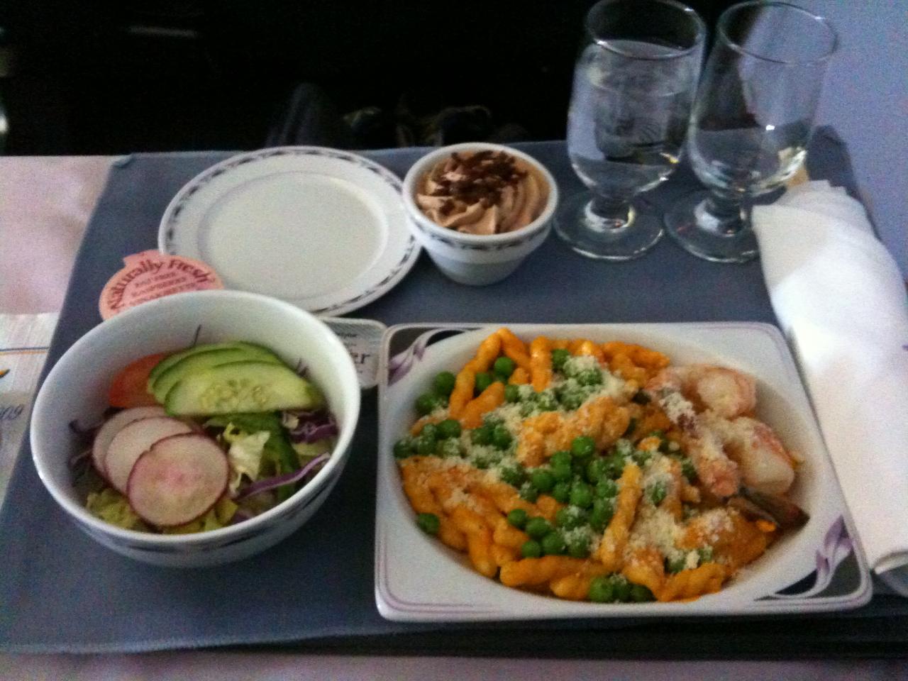 Essen in der Business Class von Continental