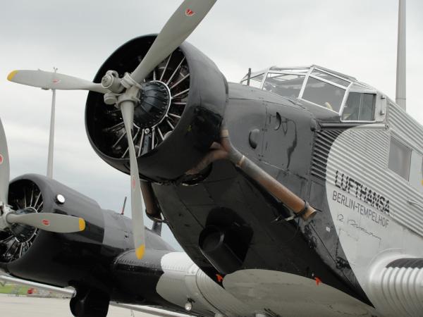JU 52 08 2010 076