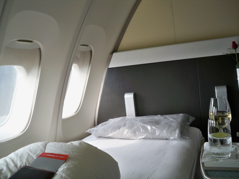 LH neue First 028