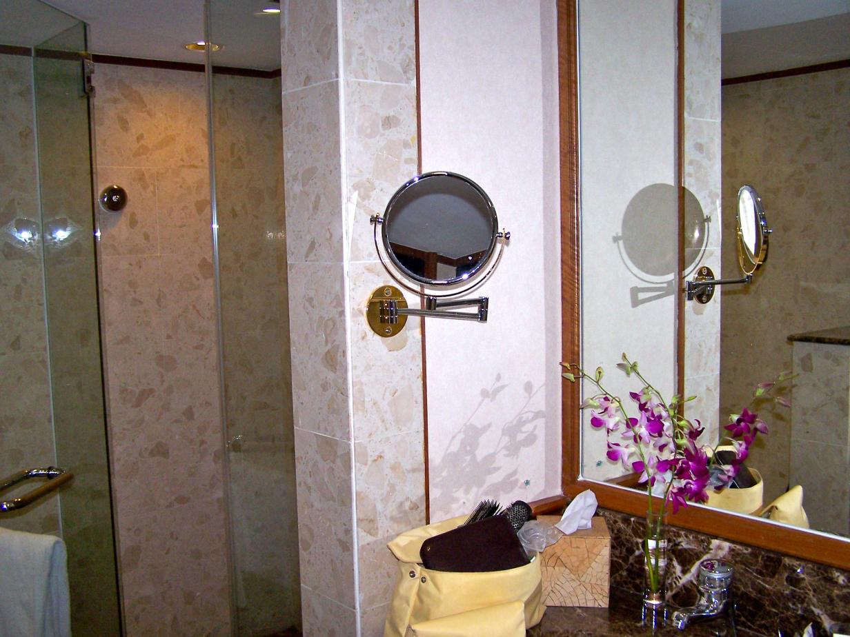 Singapore Hilton Bad 1